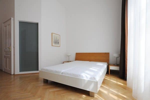 4_R2_Bett_DSC_2802_Web 4_R2_Bett_DSC_2802_Web