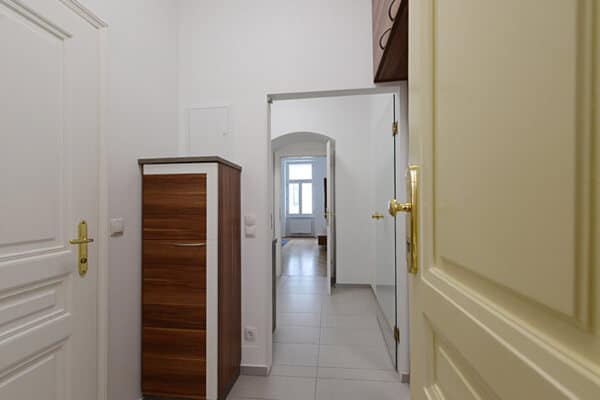 1_T9_(21)_Web 1_T9_(21)_Web